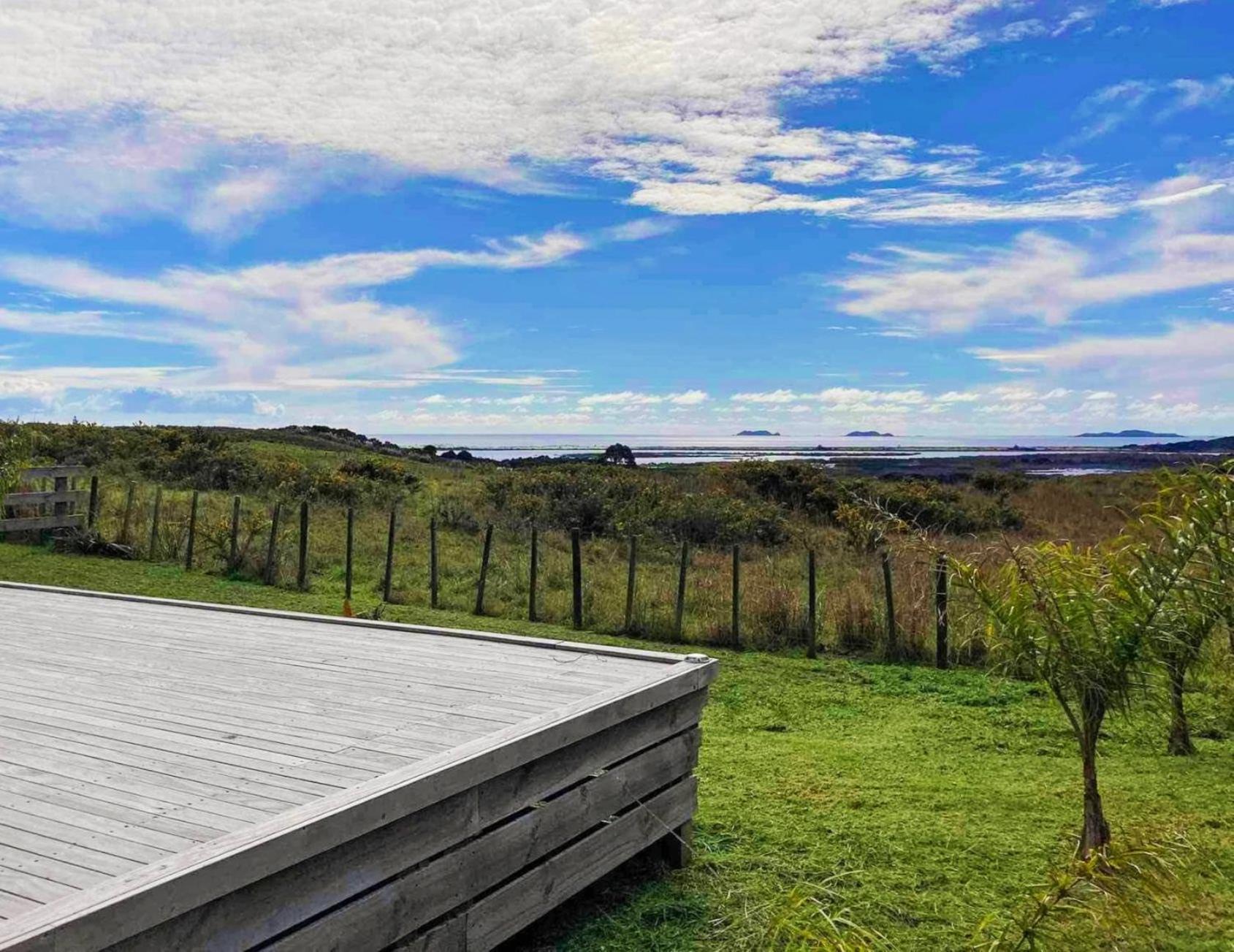 Seascape Peninsula Bach Villa Kaitaia Exterior photo